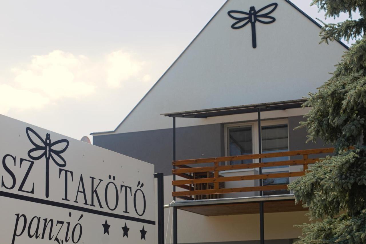 Szitakoeto Panzio Hotel Tiszafured Luaran gambar