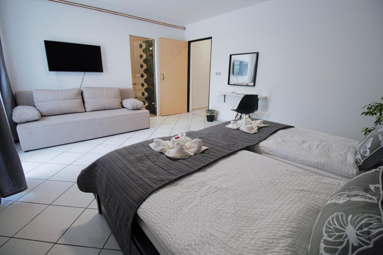 Szitakoeto Panzio Hotel Tiszafured Luaran gambar
